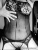Un TBT en blanco y negro 
Like si te gusta la lencería